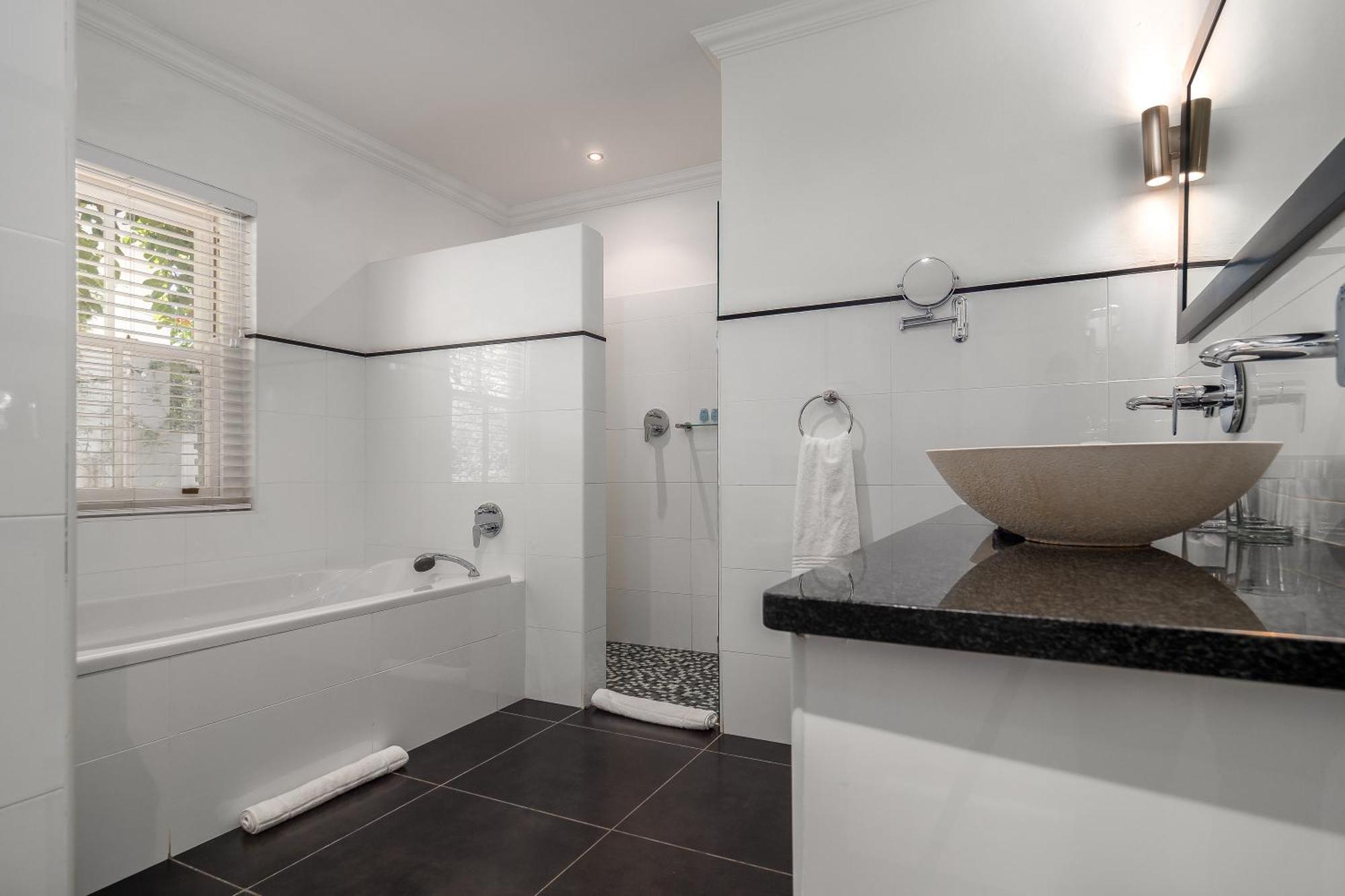 Plumwood Boutique Hotel By The Living Journey Collection Franschhoek Exteriör bild